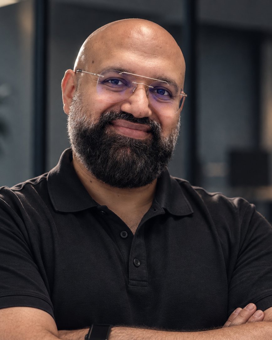 Portrait von Santhosh Pendanam